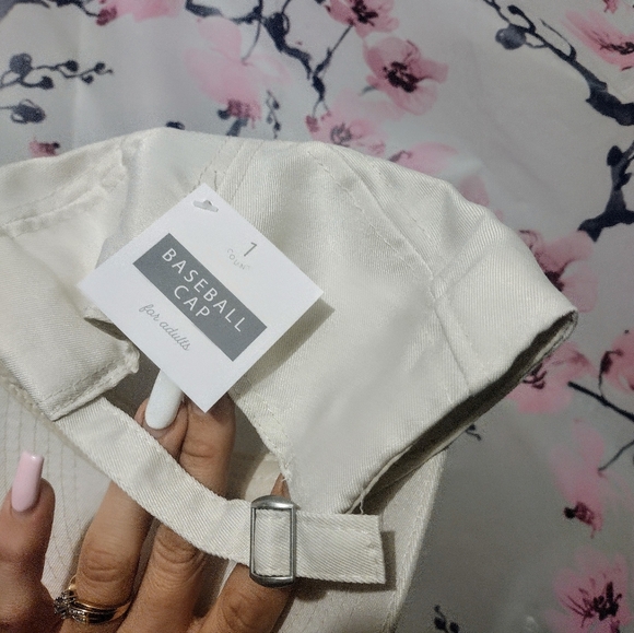 Target Bride Hat NWT - Picture 2 of 2